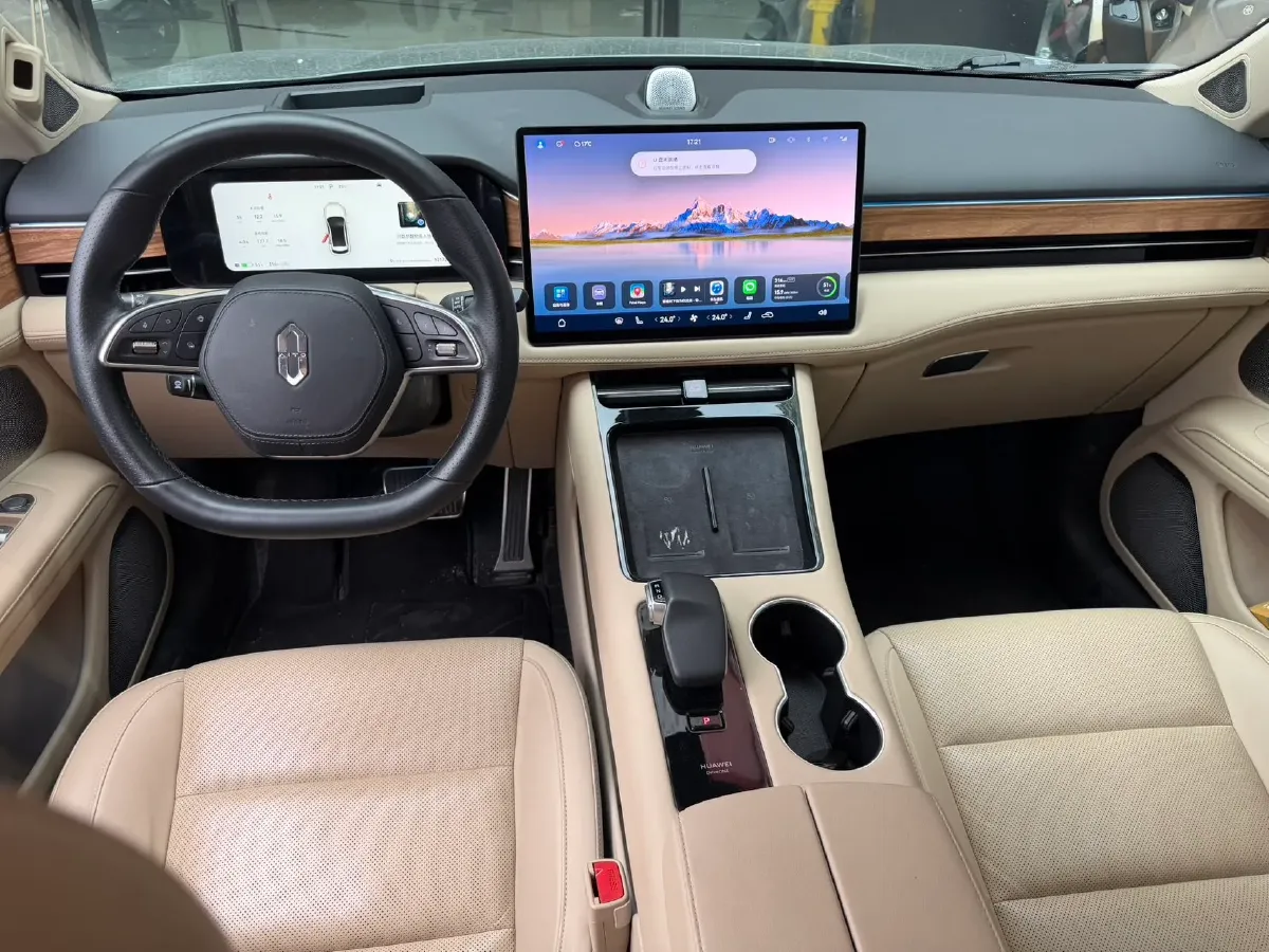 2022 Lincoln Corsair 2.0T 245HP L4 8AT,autocango,china used car exporter,china ev exporter,chinese used car exporter,chinese used ev exporter