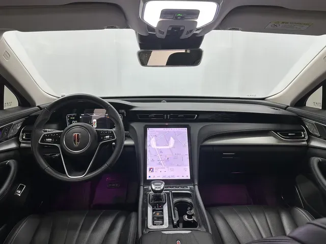 2023 HongQi H5 2.0T 224HP L4 8AT,autocango,china used car exporter,china ev exporter,chinese used car exporter,chinese used ev exporter