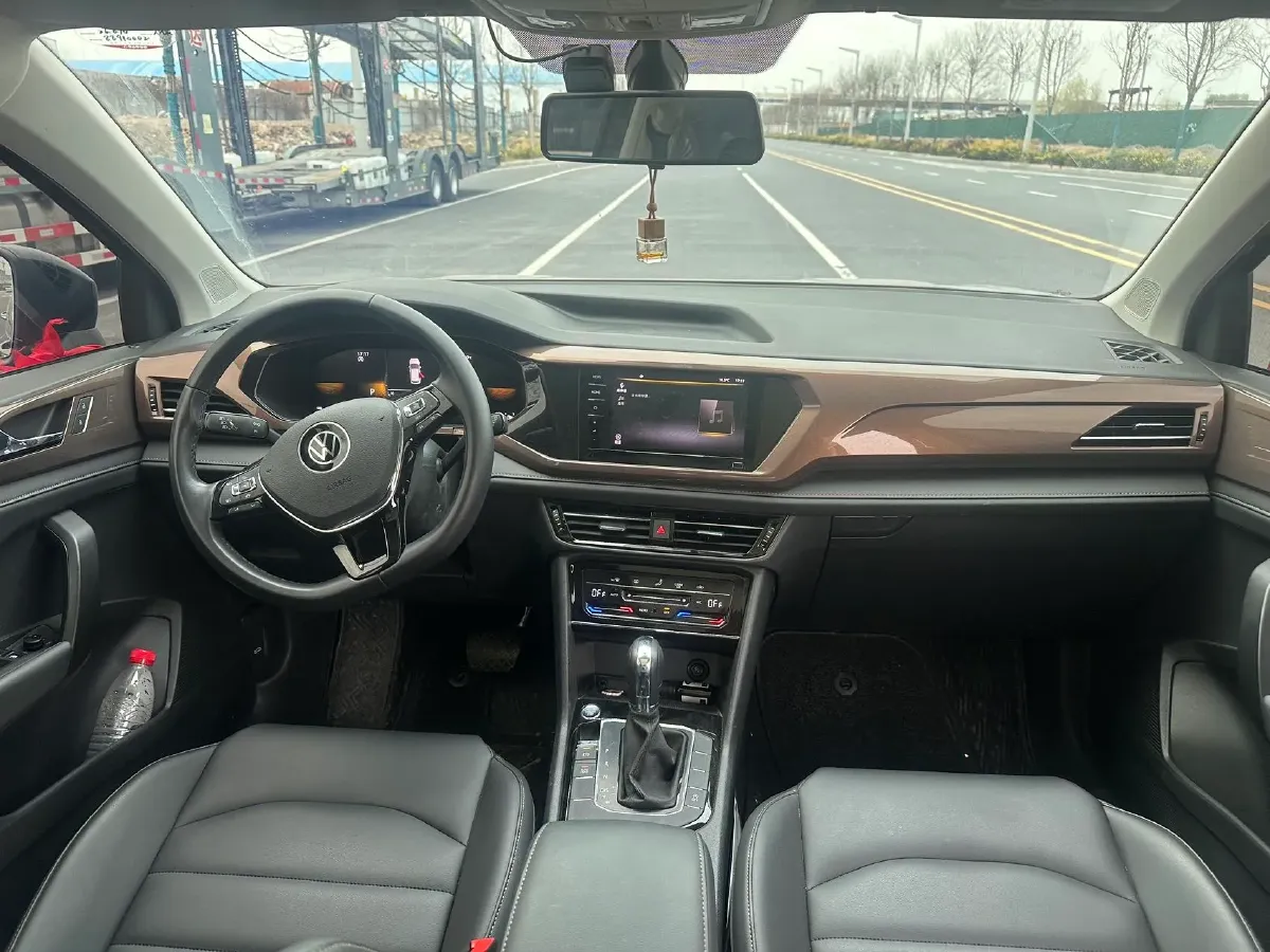 2022 Volkswagen Tayron 2.0T 186HP L4 7DCT,autocango,china used car exporter,china ev exporter,chinese used car exporter,chinese used ev exporter