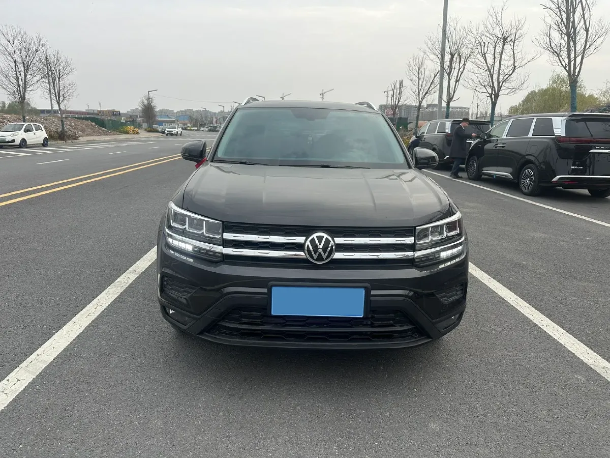2022 Volkswagen Tayron 2.0T 186HP L4 7DCT,autocango,china used car exporter,china ev exporter,chinese used car exporter,chinese used ev exporter