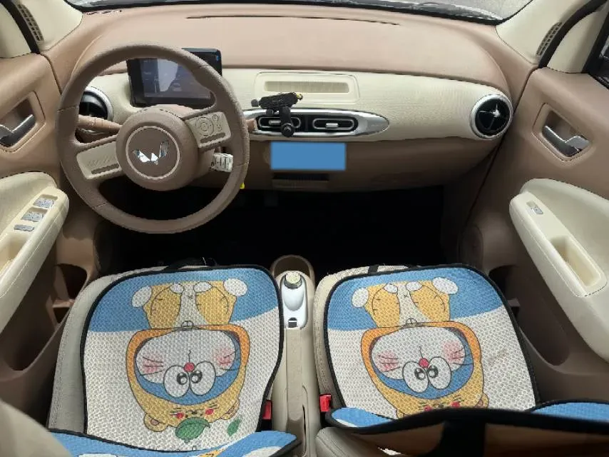 2025 WuLing HongGuang MINI EV BEV 16.2KWH,autocango,china used car exporter,china ev exporter,chinese used car exporter,chinese used ev exporter