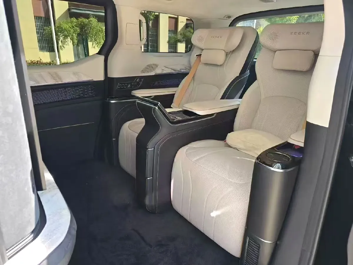 2024 Zeekr 009 BEV 108KWH,autocango,china used car exporter,china ev exporter,chinese used car exporter,chinese used ev exporter