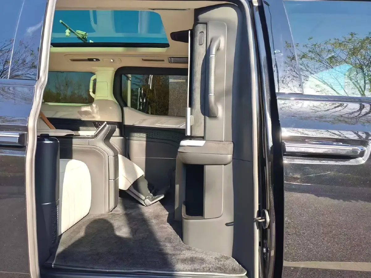 2024 Zeekr 009 BEV 108KWH,autocango,china used car exporter,china ev exporter,chinese used car exporter,chinese used ev exporter