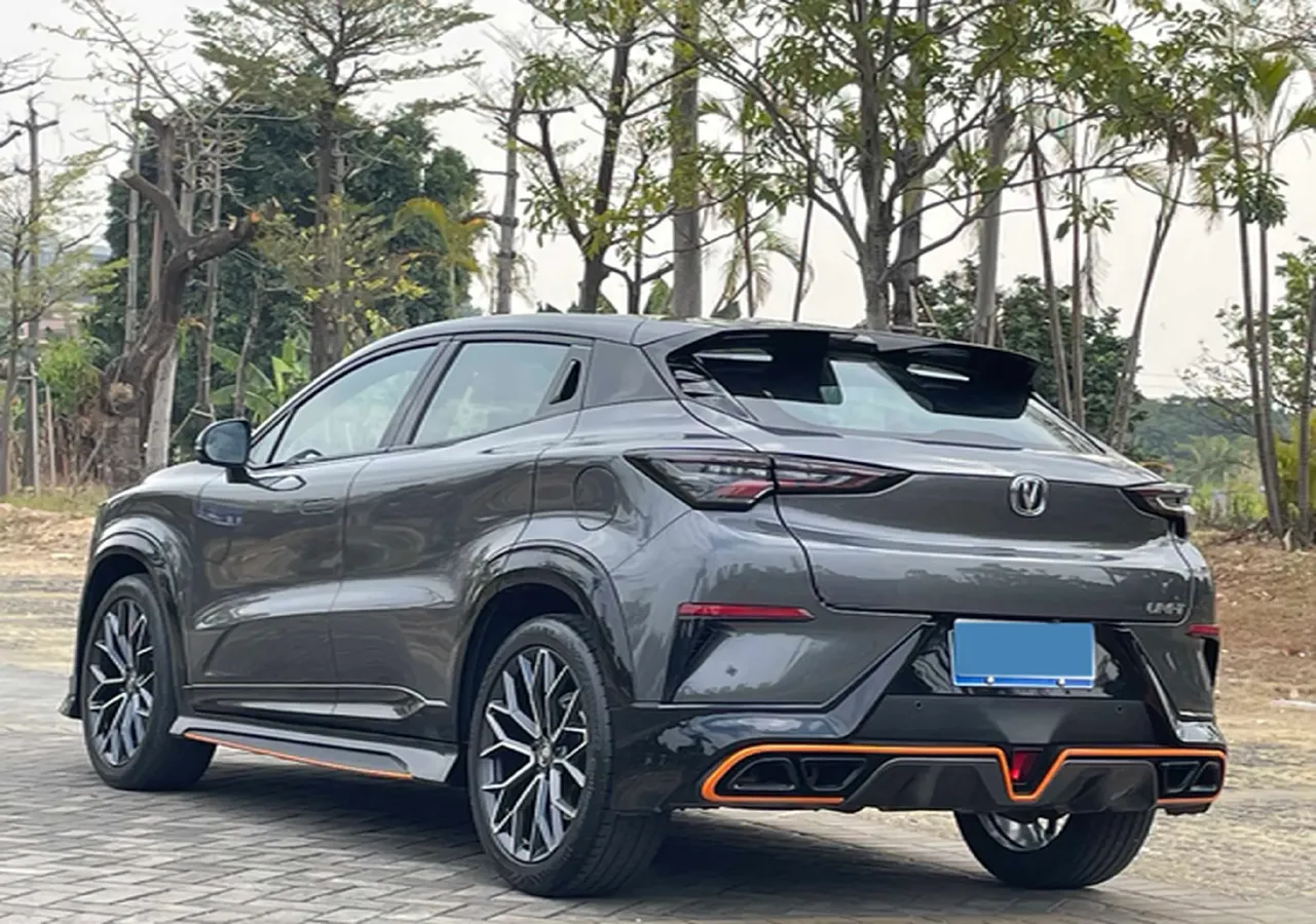 2022 ChangAn UNI-T 1.5T 188HP L4 7DCT,autocango,china used car exporter,china ev exporter,chinese used car exporter,chinese used ev exporter