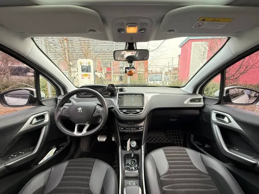 2018 Peugeot 2008 1.2T 136HP L3 6AT,autocango,china used car exporter,china ev exporter,chinese used car exporter,chinese used ev exporter