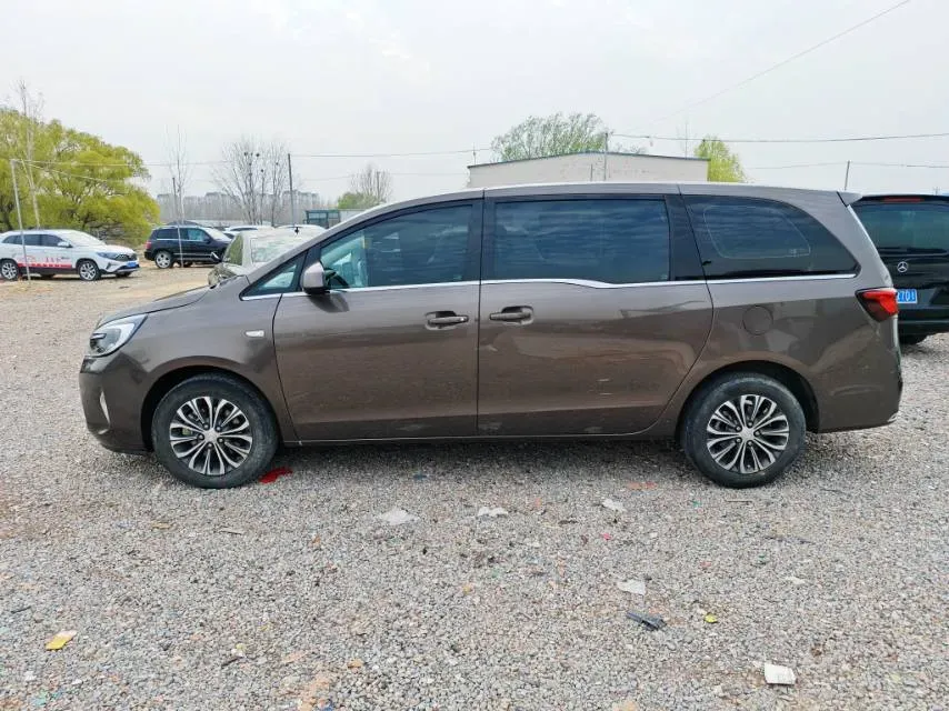 2022 Buick GL8 2.0T 237HP L4 9AT,autocango,china used car exporter,china ev exporter,chinese used car exporter,chinese used ev exporter