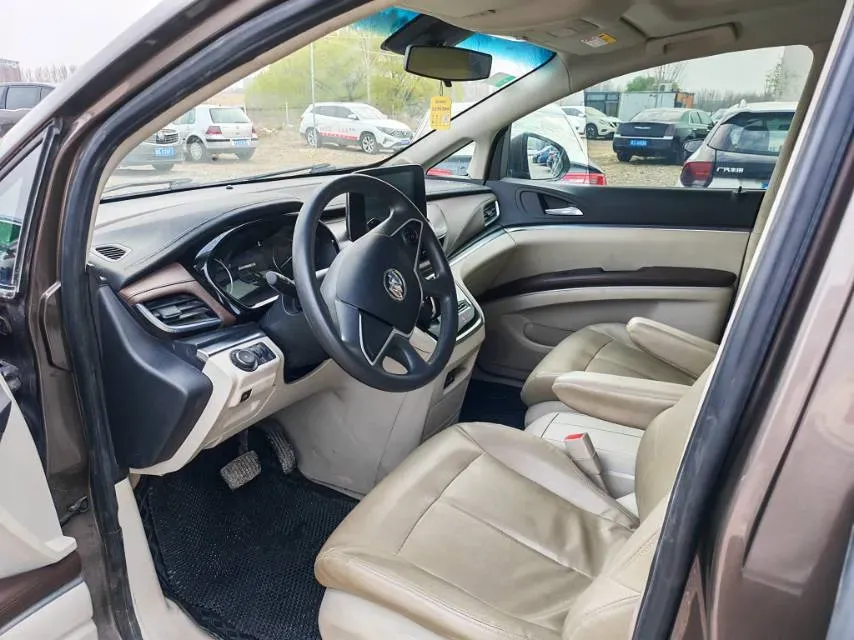 2022 Buick GL8 2.0T 237HP L4 9AT,autocango,china used car exporter,china ev exporter,chinese used car exporter,chinese used ev exporter