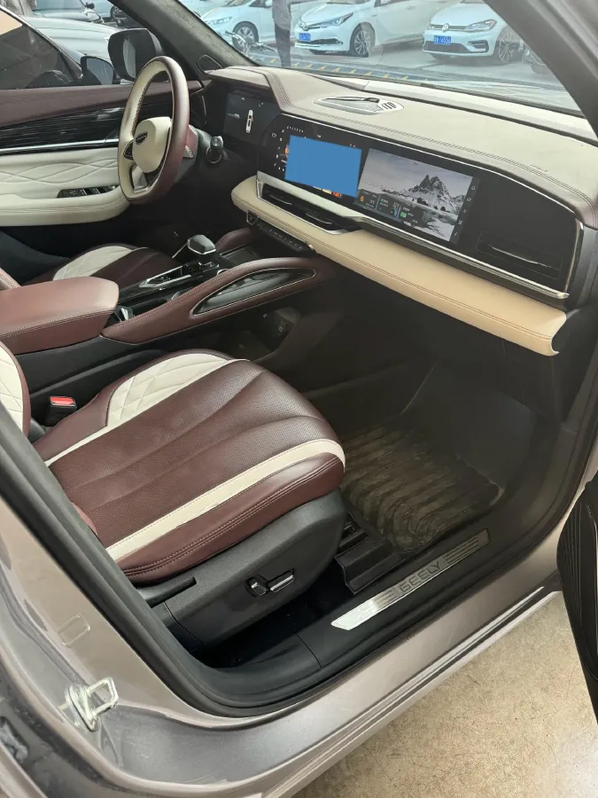 2021 Geely Monjaro 2.0T 218HP L4 7DCT,autocango,china used car exporter,china ev exporter,chinese used car exporter,chinese used ev exporter