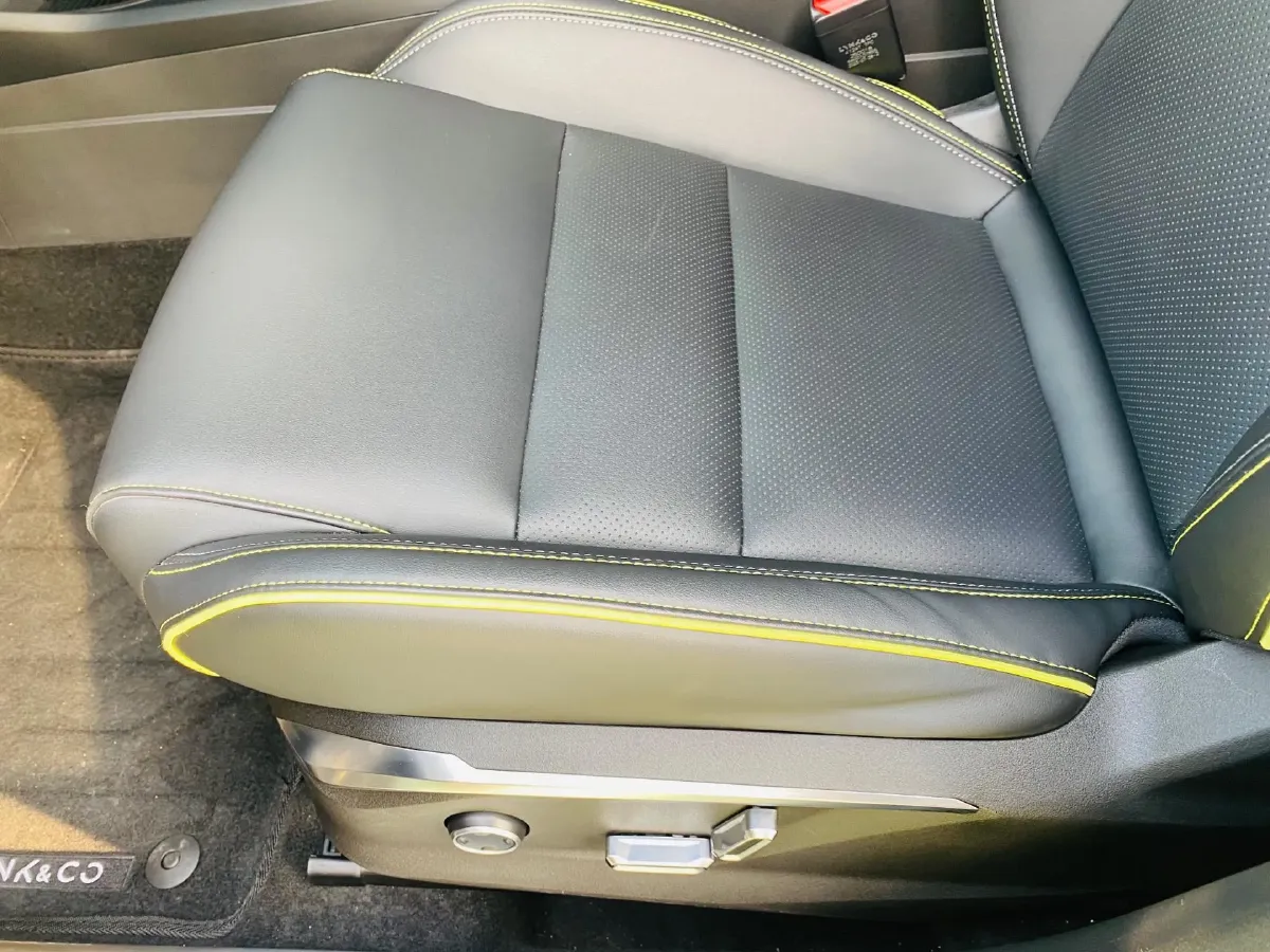 2023 LYNK&CO 06 1.5T 181HP L4 7DCT,autocango,china used car exporter,china ev exporter,chinese used car exporter,chinese used ev exporter