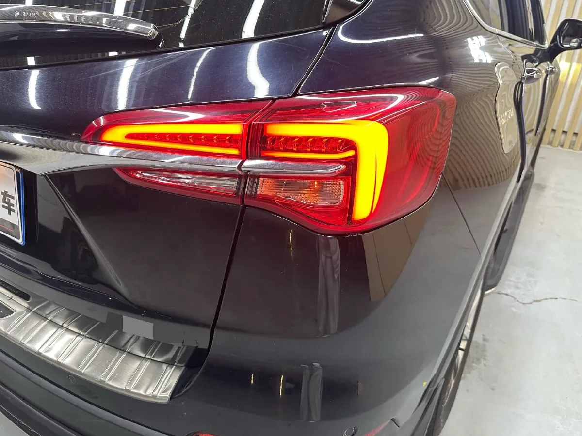 2021 Buick EnvisionPlus 1.5T 169HP L4 7DCT,autocango,china used car exporter,china ev exporter,chinese used car exporter,chinese used ev exporter