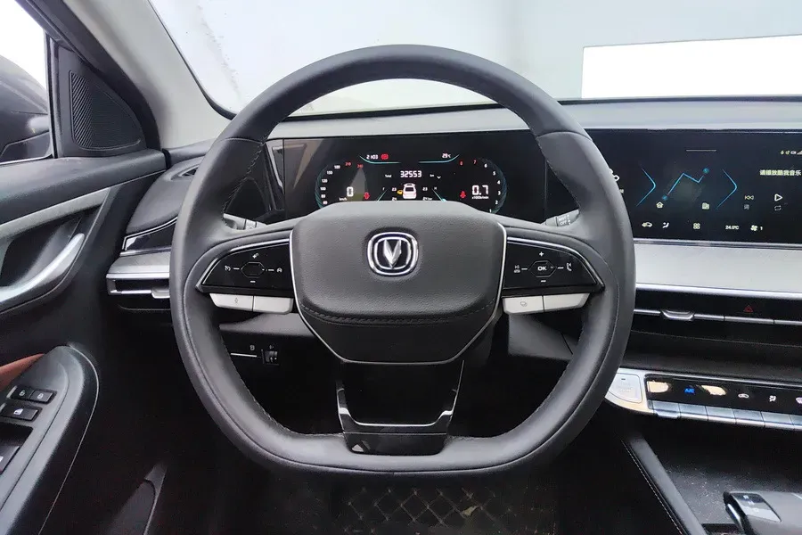 2021 ChangAn Eado 1.4T 160HP L4 7DCT,autocango,china used car exporter,china ev exporter,chinese used car exporter,chinese used ev exporter