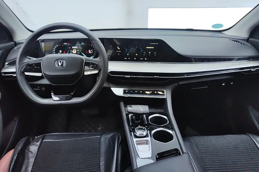 2021 ChangAn Eado 1.4T 160HP L4 7DCT,autocango,china used car exporter,china ev exporter,chinese used car exporter,chinese used ev exporter