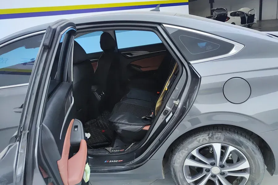 2021 ChangAn Eado 1.4T 160HP L4 7DCT,autocango,china used car exporter,china ev exporter,chinese used car exporter,chinese used ev exporter