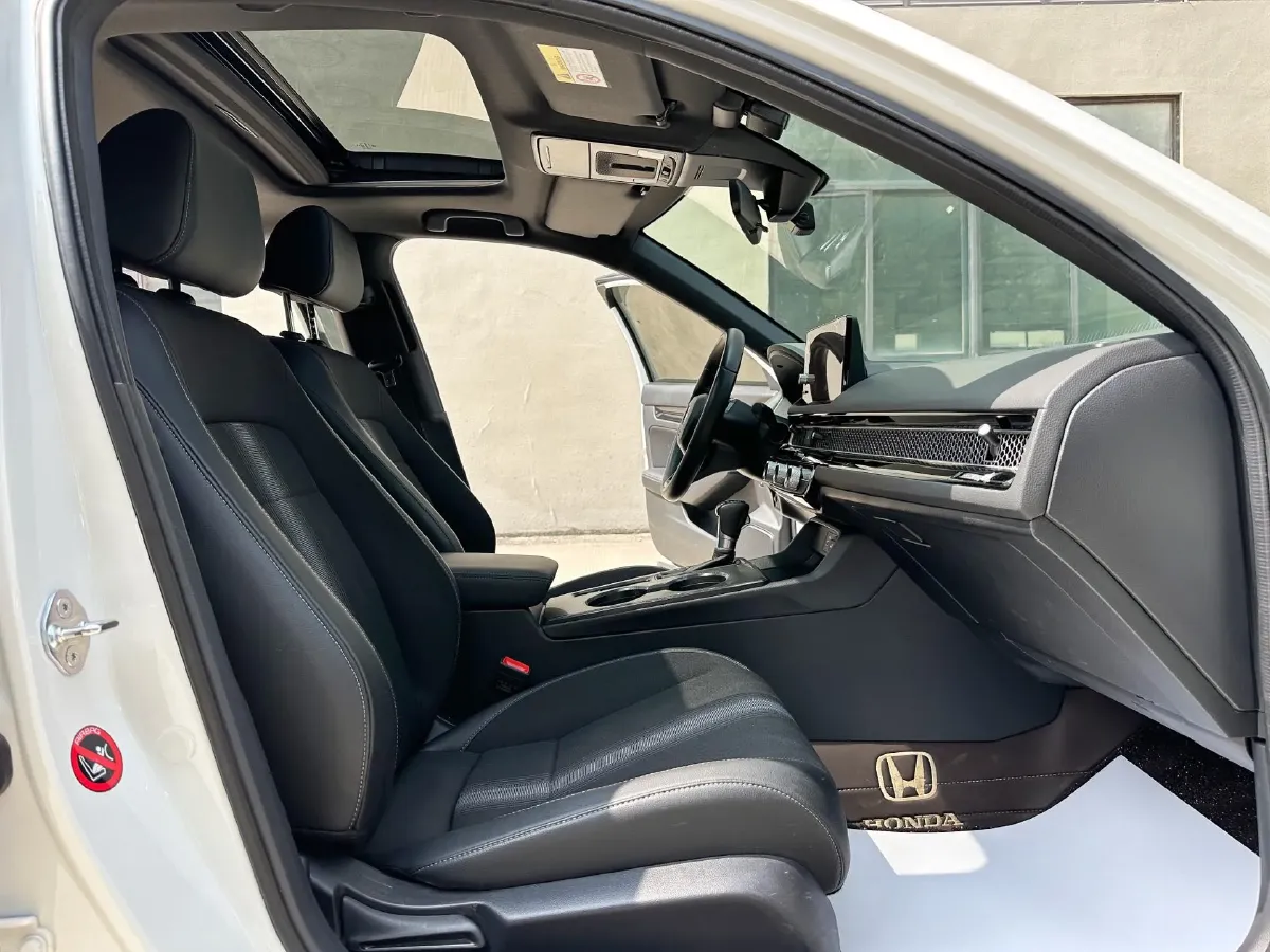 2022 Honda Civic 1.5T 182HP L4 CVT,autocango,china used car exporter,china ev exporter,chinese used car exporter,chinese used ev exporter