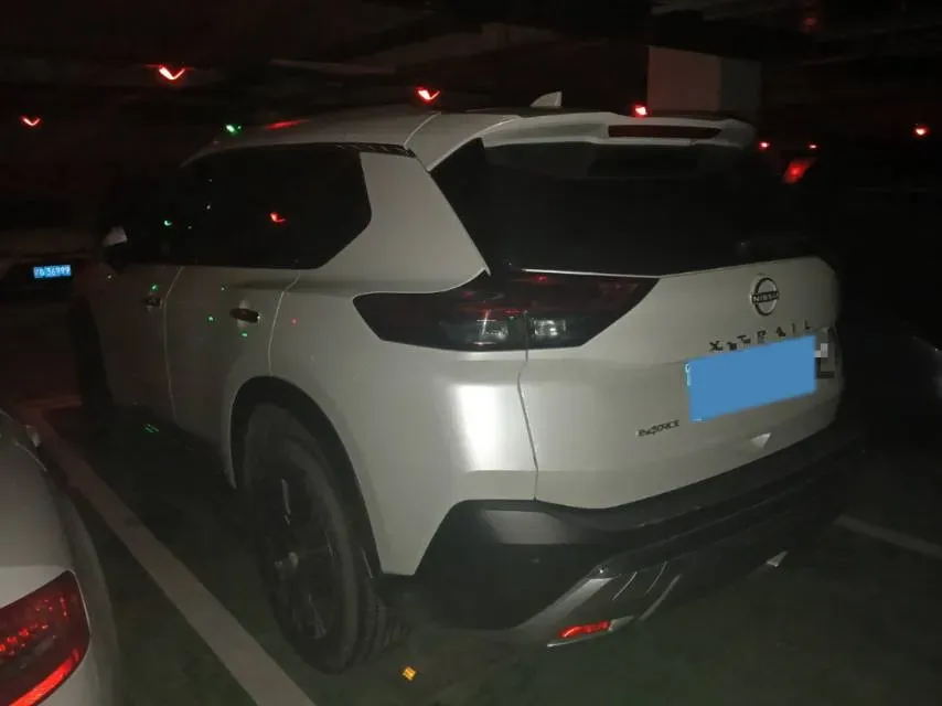 2023 Nissan X-Trail 1.5T 144HP L3 Hybrid,autocango,china used car exporter,china ev exporter,chinese used car exporter,chinese used ev exporter