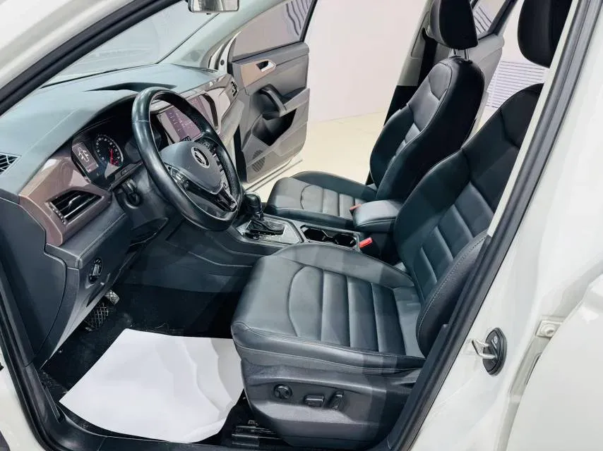 2021 Volkswagen Tharu 1.4T 150HP L4 7DCT,autocango,china used car exporter,china ev exporter,chinese used car exporter,chinese used ev exporter