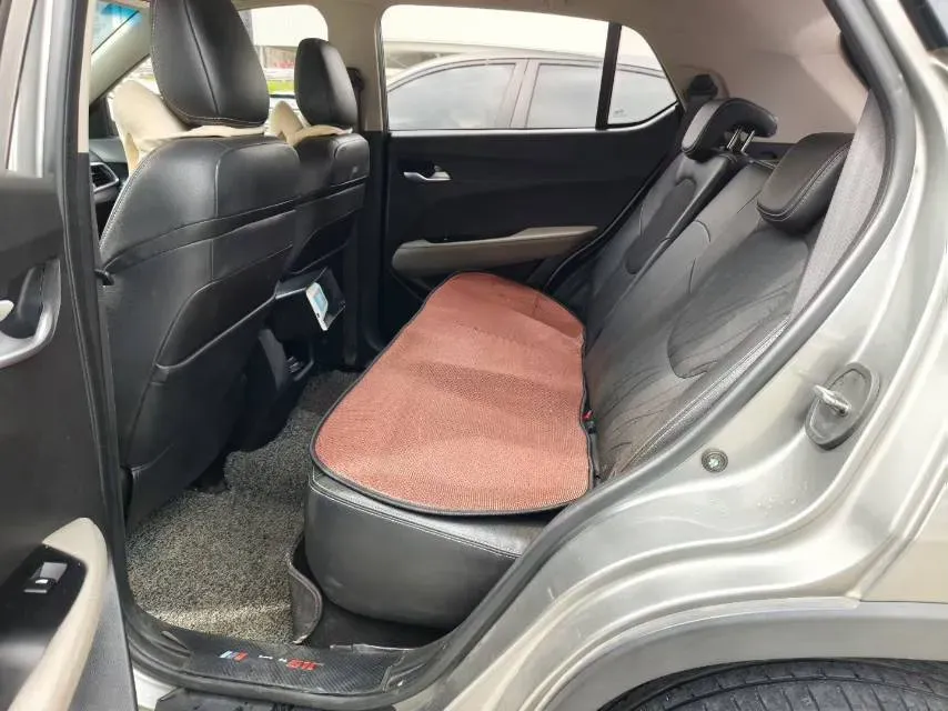 2017 BaoJun 310W 1.5L 105HP L4 6MT,autocango,china used car exporter,china ev exporter,chinese used car exporter,chinese used ev exporter