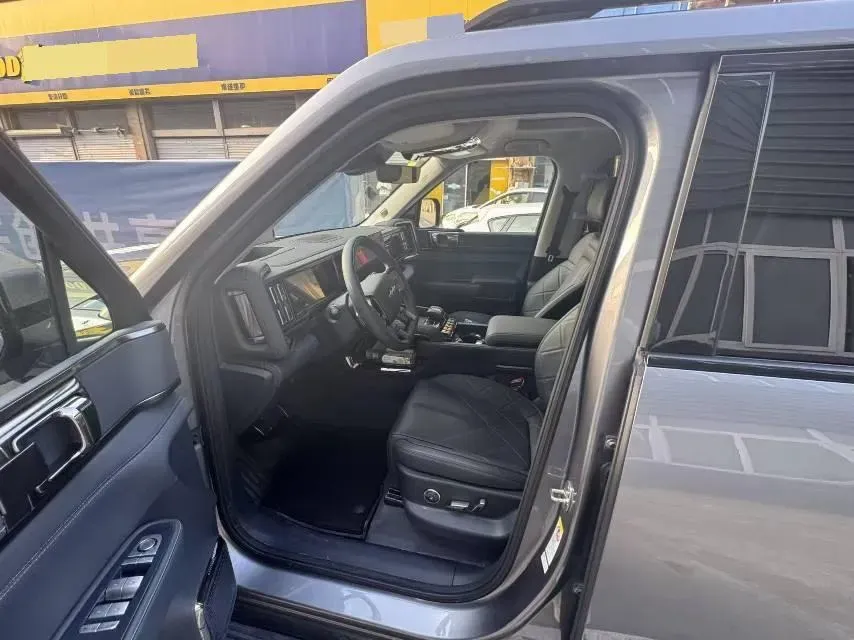 2025 FangChengBao Bao 5 1.5T 194HP L4 E-CVT PHEV 31.8KWH,autocango,china used car exporter,china ev exporter,chinese used car exporter,chinese used ev exporter