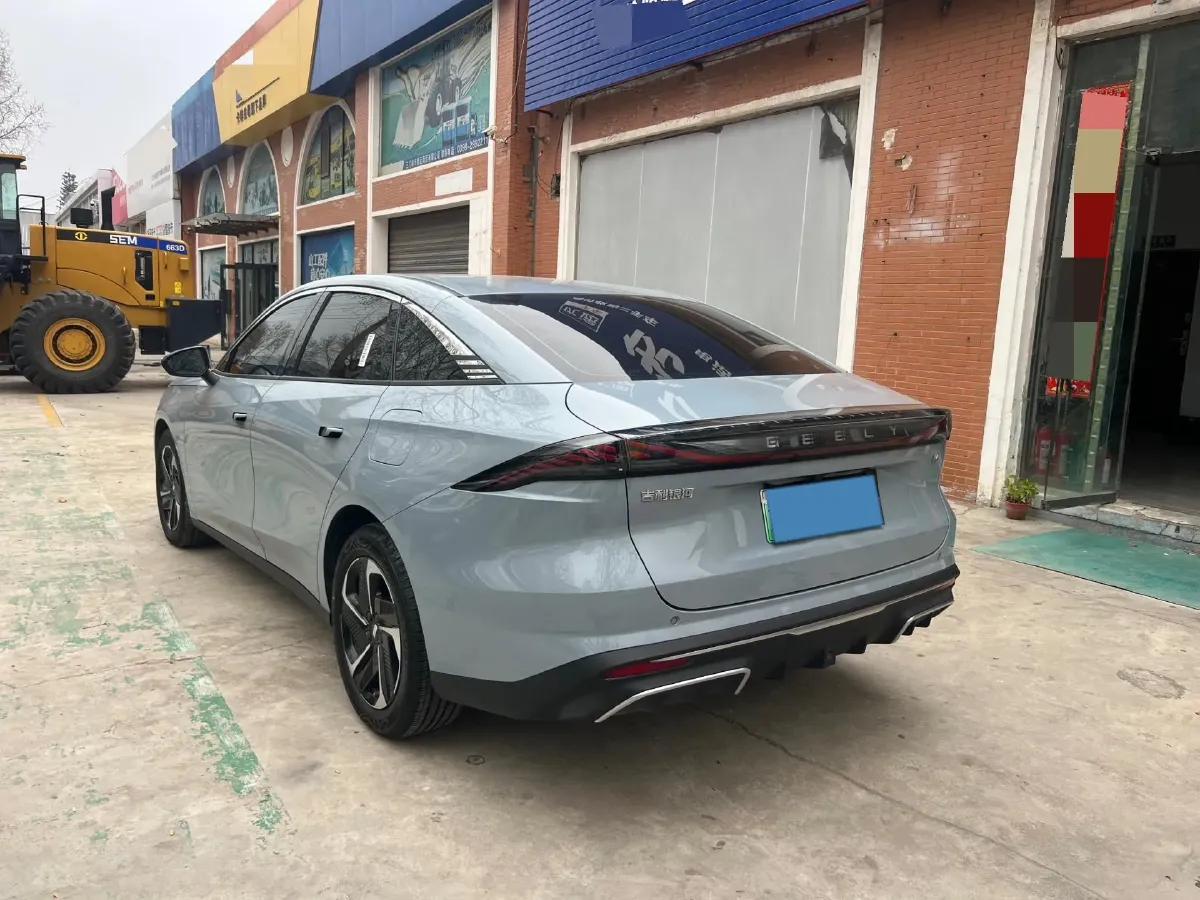 2023 Geely Galaxy L6 1.5T 163HP L4 3DHT PHEV,autocango,china used car exporter,china ev exporter,chinese used car exporter,chinese used ev exporter