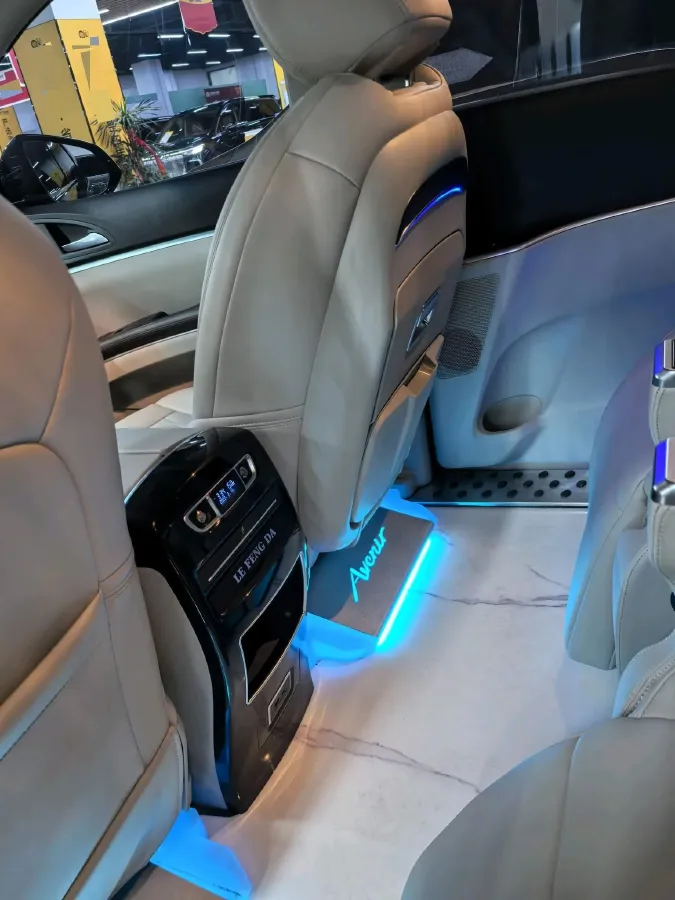 2023 Buick GL8 2.0T 237HP L4 9AT,autocango,china used car exporter,china ev exporter,chinese used car exporter,chinese used ev exporter