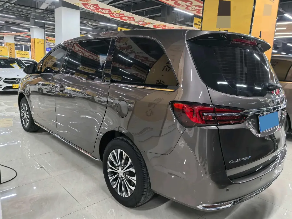 2023 Buick GL8 2.0T 237HP L4 9AT,autocango,china used car exporter,china ev exporter,chinese used car exporter,chinese used ev exporter