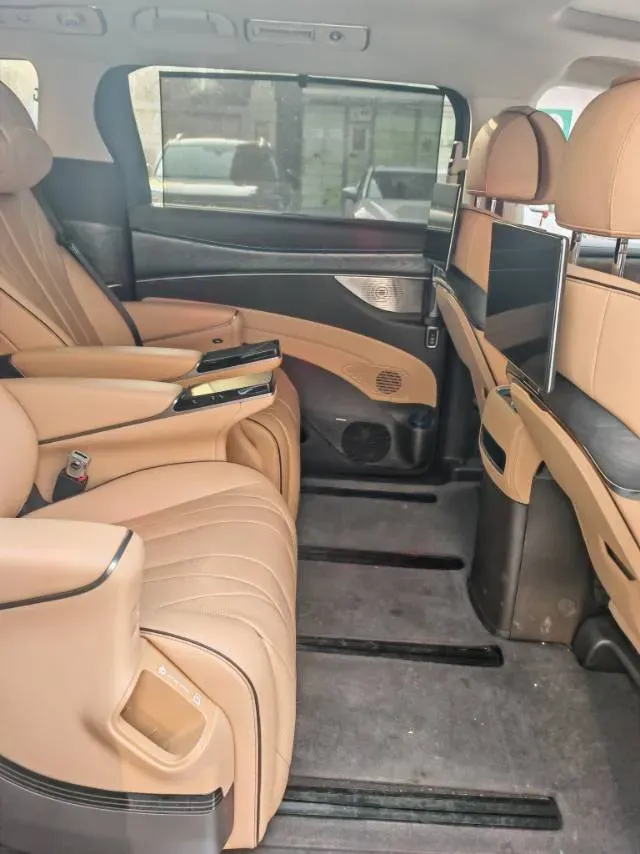 2024 Denza D9 1.5T 139HP L4 E-CVT PHEV 40KWH,autocango,china used car exporter,china ev exporter,chinese used car exporter,chinese used ev exporter