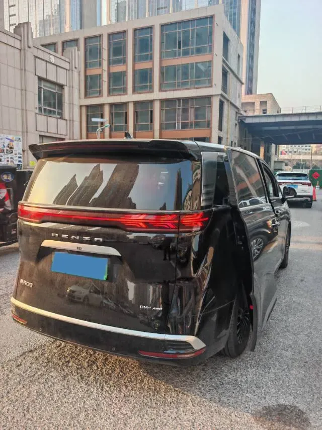 2024 Denza D9 1.5T 139HP L4 E-CVT PHEV 40KWH,autocango,china used car exporter,china ev exporter,chinese used car exporter,chinese used ev exporter