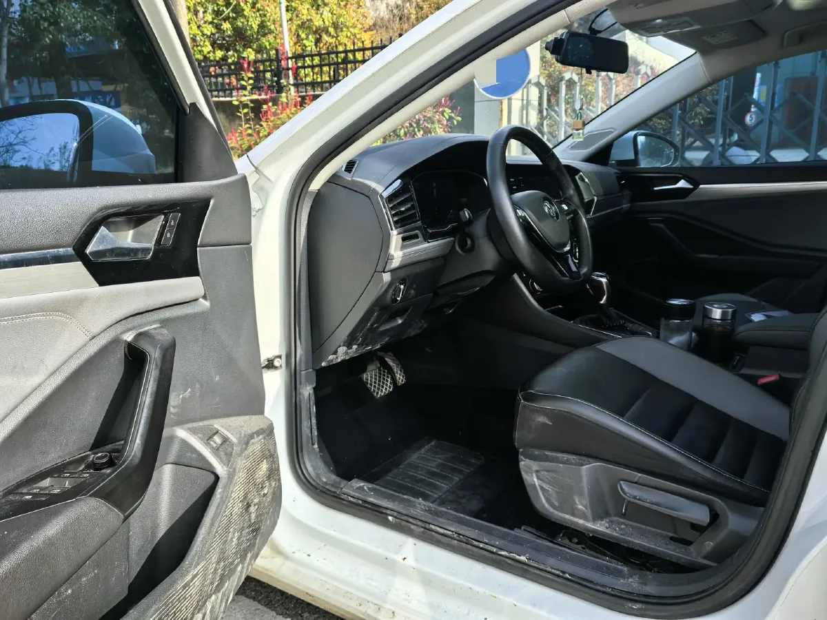 2021 Volkswagen Sagitar 1.4T 150HP L4 7DCT,autocango,china used car exporter,china ev exporter,chinese used car exporter,chinese used ev exporter