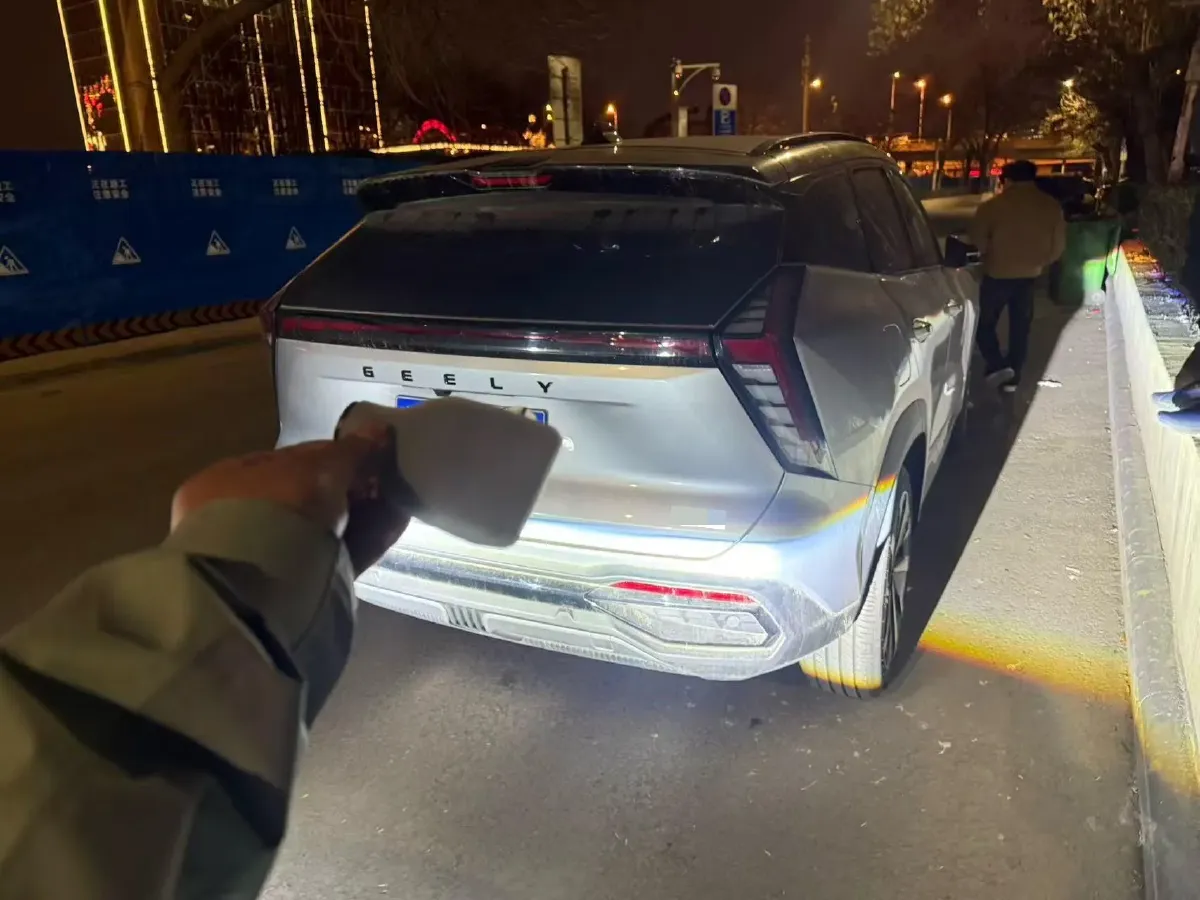 2023 Geely StarRay 1.5T 181HP L4 7DCT,autocango,china used car exporter,china ev exporter,chinese used car exporter,chinese used ev exporter