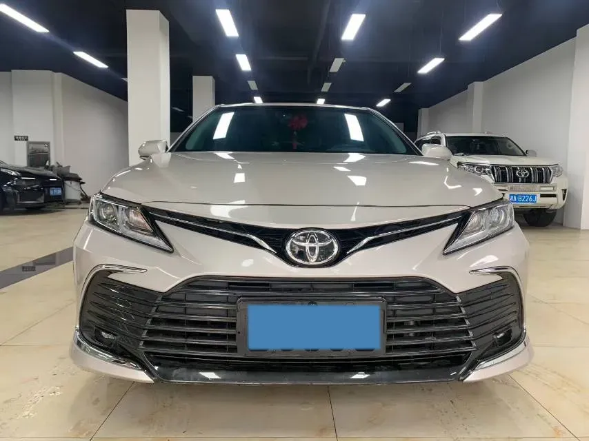 2023 Toyota Camry 2.0L 177HP L4 CVT,autocango,china used car exporter,china ev exporter,chinese used car exporter,chinese used ev exporter