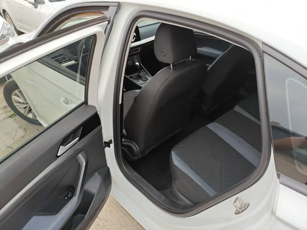 2023 Volkswagen Lavida 1.5L 113HP L4 6AT,autocango,china used car exporter,china ev exporter,chinese used car exporter,chinese used ev exporter