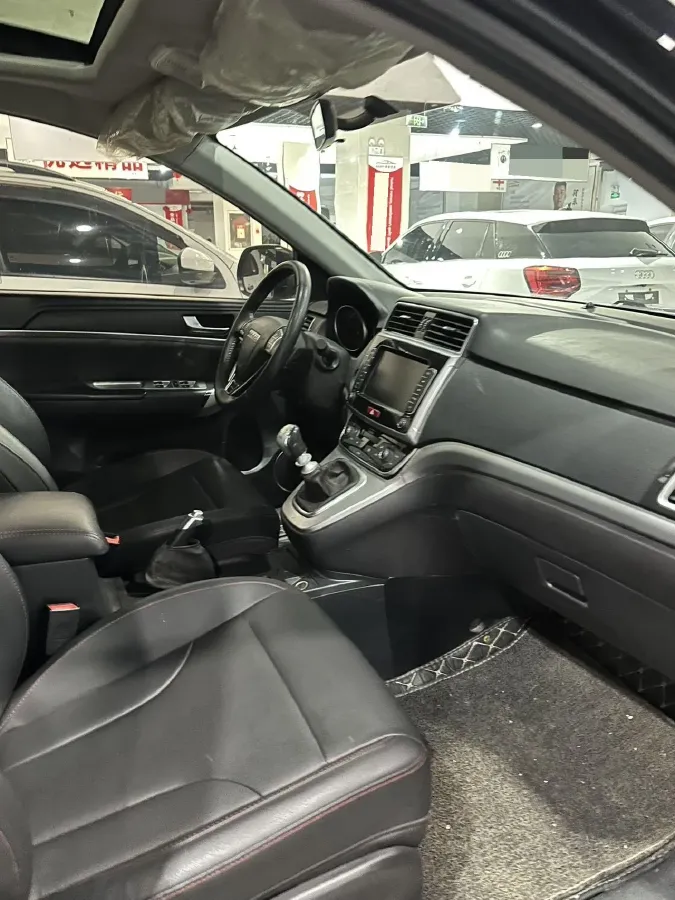 2019 Haval M6 1.5T 150HP L4 6MT,autocango,china used car exporter,china ev exporter,chinese used car exporter,chinese used ev exporter