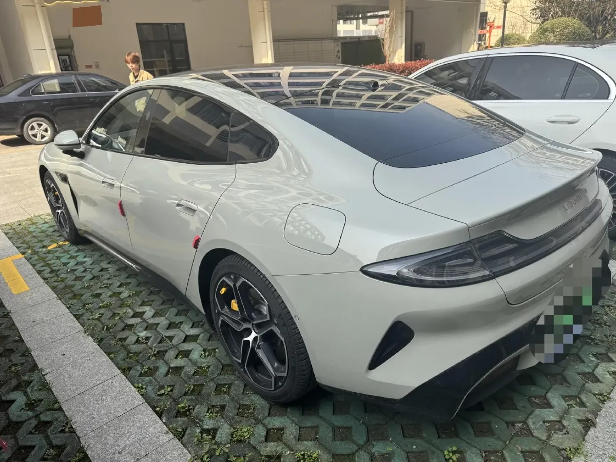 2024 MI SU7 BEV 73.6KWH,autocango,china used car exporter,china ev exporter,chinese used car exporter,chinese used ev exporter