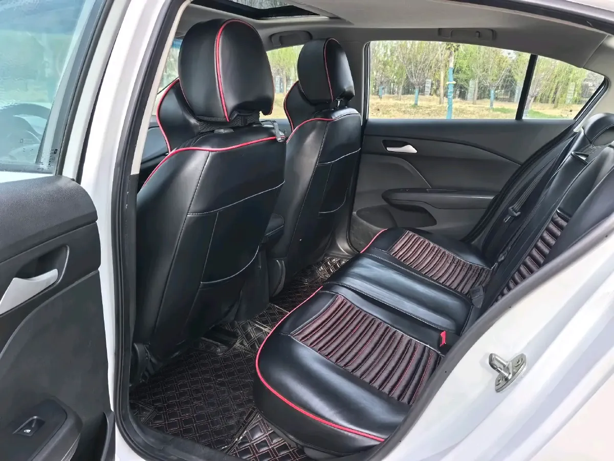 2019 Chevrolet Cavalier 1.5L 113HP L4 6AT,autocango,china used car exporter,china ev exporter,chinese used car exporter,chinese used ev exporter