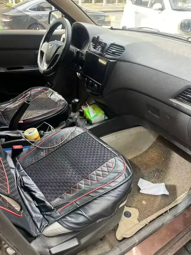 2018 WuLing HongGuang 1.2L 82HP L4 5MT,autocango,china used car exporter,china ev exporter,chinese used car exporter,chinese used ev exporter