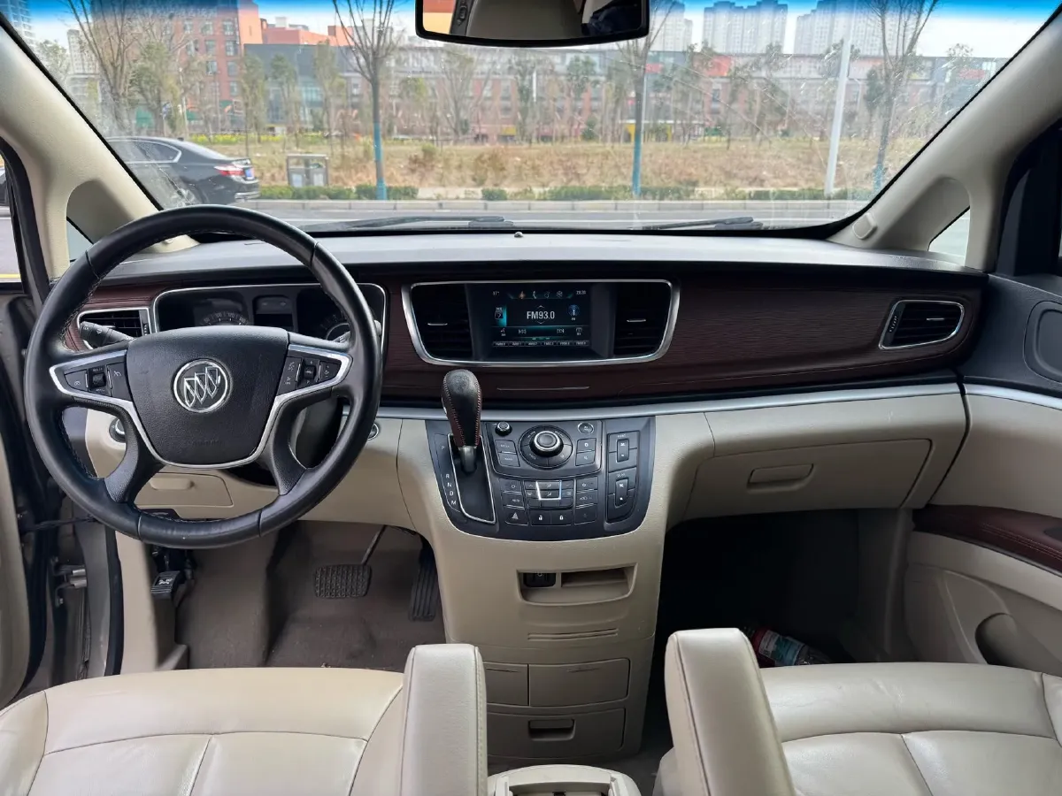 2018 Buick GL8 2.0T 260HP L4 6AT,autocango,china used car exporter,china ev exporter,chinese used car exporter,chinese used ev exporter