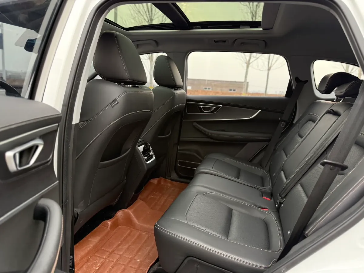 2021 Chery Tiggo 8 1.6T 197HP L4 7DCT,autocango,china used car exporter,china ev exporter,chinese used car exporter,chinese used ev exporter