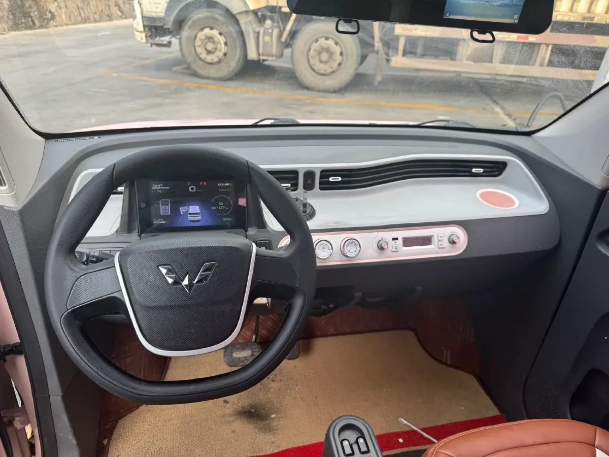 2021 WuLing HongGuang MINI EV BEV 13.8KWH,autocango,china used car exporter,china ev exporter,chinese used car exporter,chinese used ev exporter