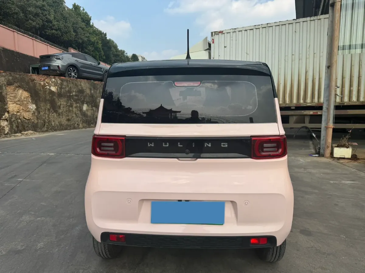 2021 WuLing HongGuang MINI EV BEV 13.8KWH,autocango,china used car exporter,china ev exporter,chinese used car exporter,chinese used ev exporter