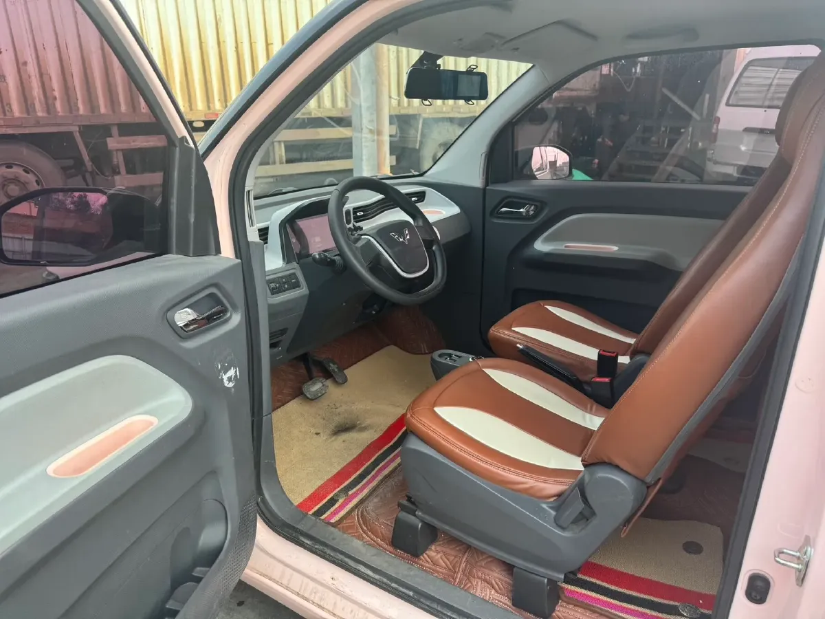 2021 WuLing HongGuang MINI EV BEV 13.8KWH,autocango,china used car exporter,china ev exporter,chinese used car exporter,chinese used ev exporter