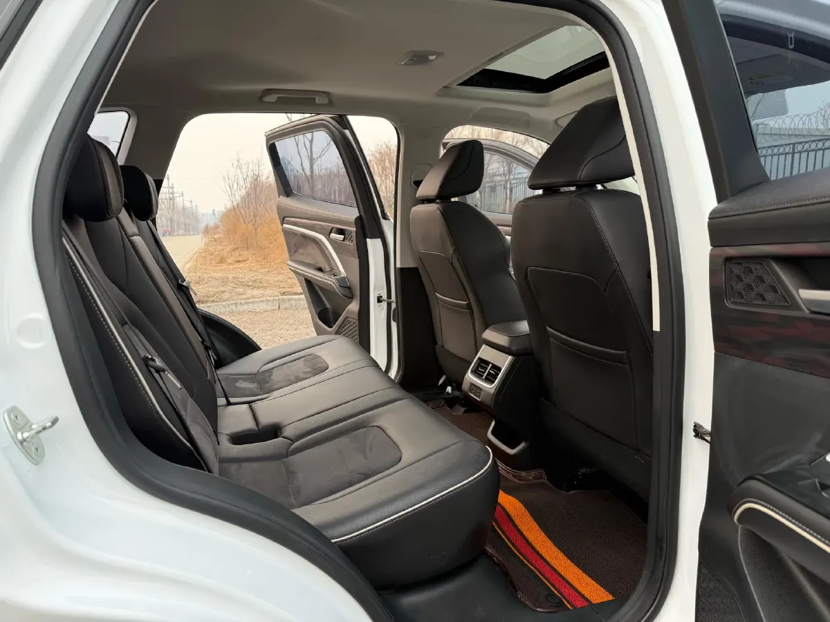 2023 Haval H6 1.5T 150HP L4 7DCT,autocango,china used car exporter,china ev exporter,chinese used car exporter,chinese used ev exporter