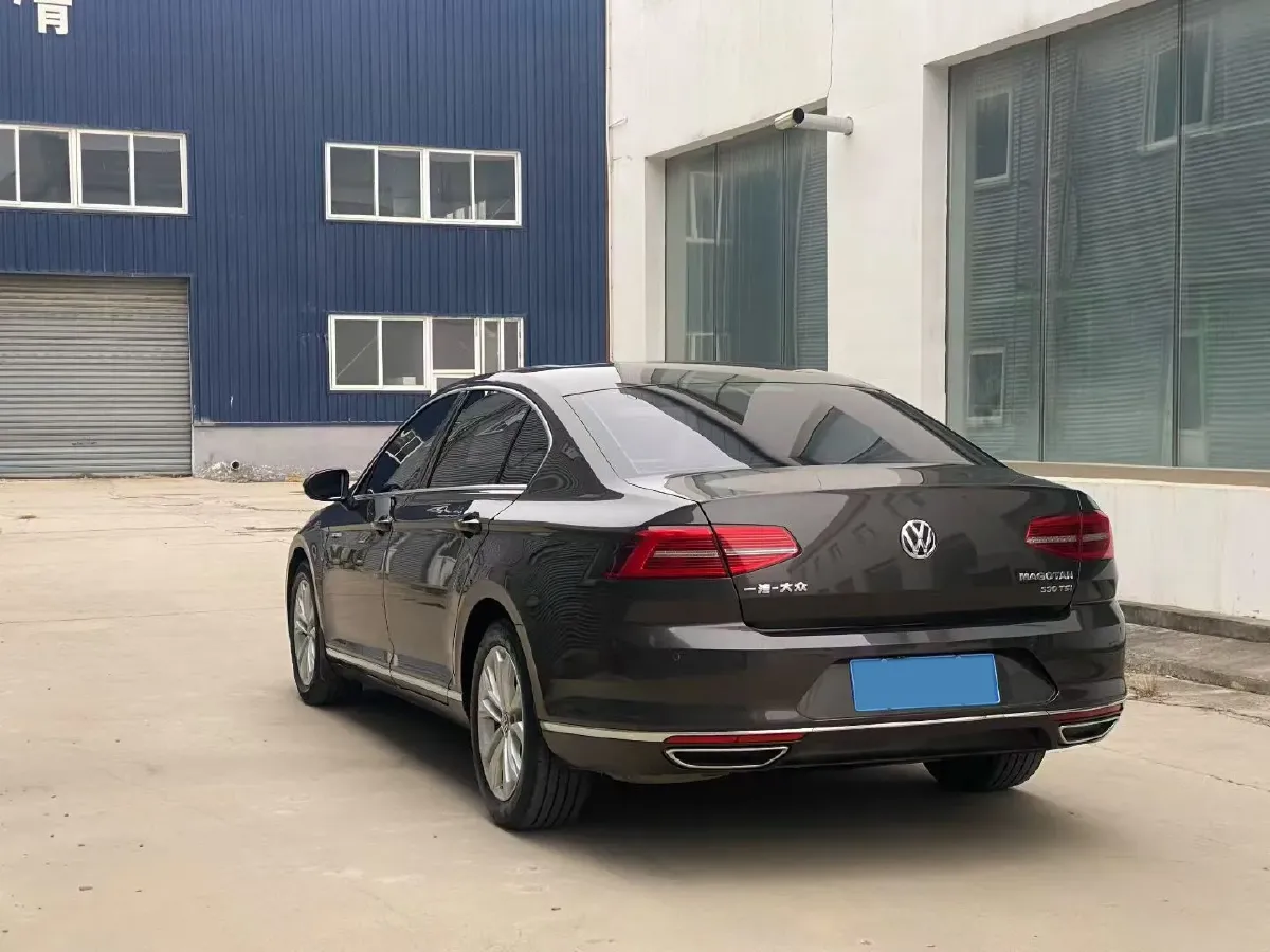 2018 Volkswagen Magotan 1.8T 180HP L4 7DCT,autocango,china used car exporter,china ev exporter,chinese used car exporter,chinese used ev exporter