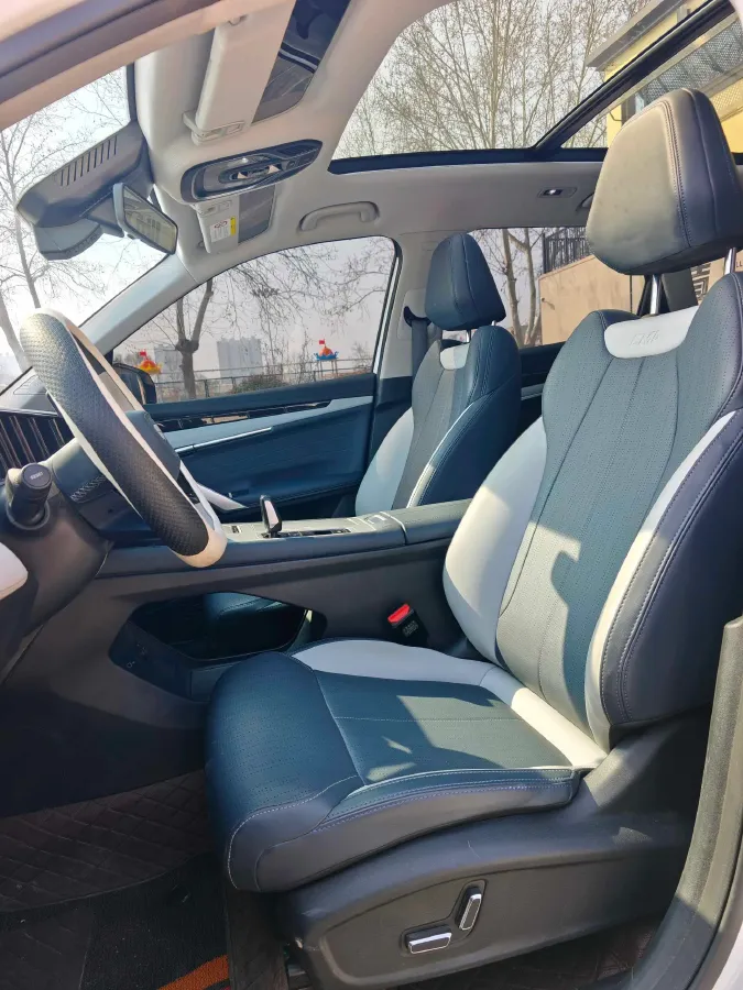 2024 Geely StarRay 1.5T 181HP L4 7DCT,autocango,china used car exporter,china ev exporter,chinese used car exporter,chinese used ev exporter