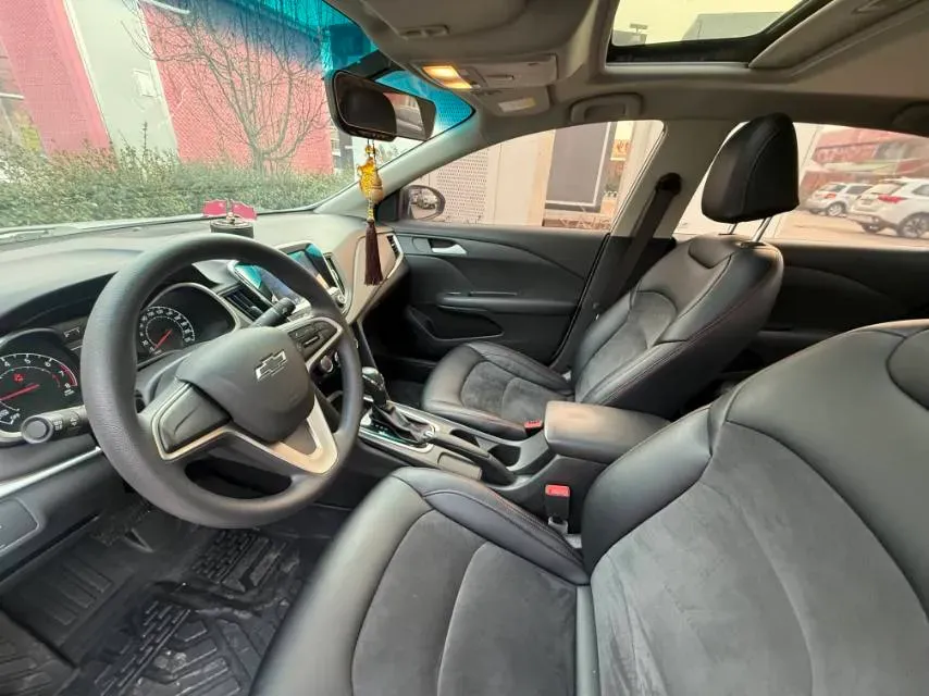 2019 Chevrolet Monza 1.0T 125HP L3 6DCT,autocango,china used car exporter,china ev exporter,chinese used car exporter,chinese used ev exporter