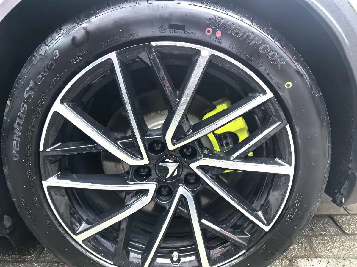 2025 ARCFOX αS5 BEV,autocango,china used car exporter,china ev exporter,chinese used car exporter,chinese used ev exporter