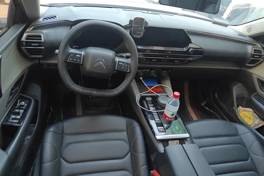 2021 Citroen C5 X 1.6T 175HP L4 8AT,autocango,china used car exporter,china ev exporter,chinese used car exporter,chinese used ev exporter