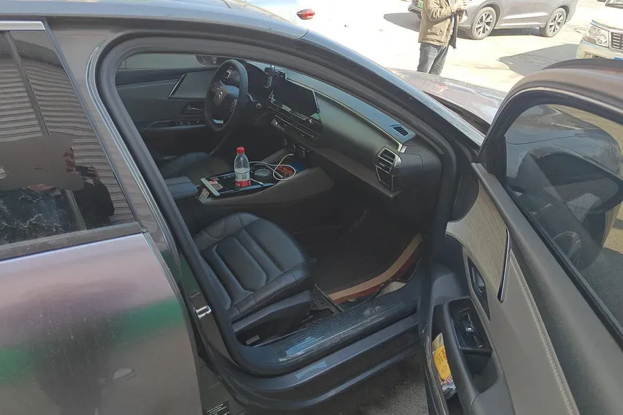 2021 Citroen C5 X 1.6T 175HP L4 8AT,autocango,china used car exporter,china ev exporter,chinese used car exporter,chinese used ev exporter