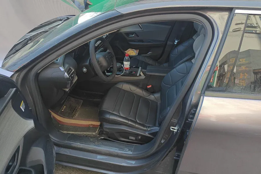 2021 Citroen C5 X 1.6T 175HP L4 8AT,autocango,china used car exporter,china ev exporter,chinese used car exporter,chinese used ev exporter