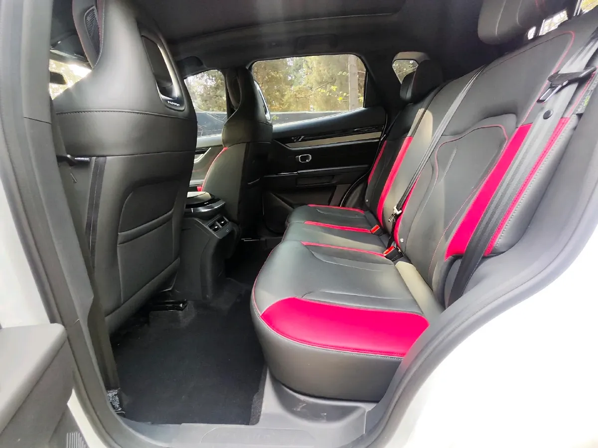 2022 Jetour DASHING 1.6T 197HP L4 7DCT,autocango,china used car exporter,china ev exporter,chinese used car exporter,chinese used ev exporter