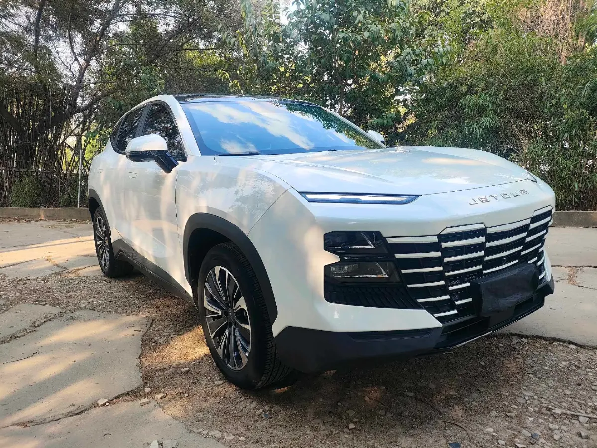 2022 Jetour DASHING 1.6T 197HP L4 7DCT,autocango,china used car exporter,china ev exporter,chinese used car exporter,chinese used ev exporter